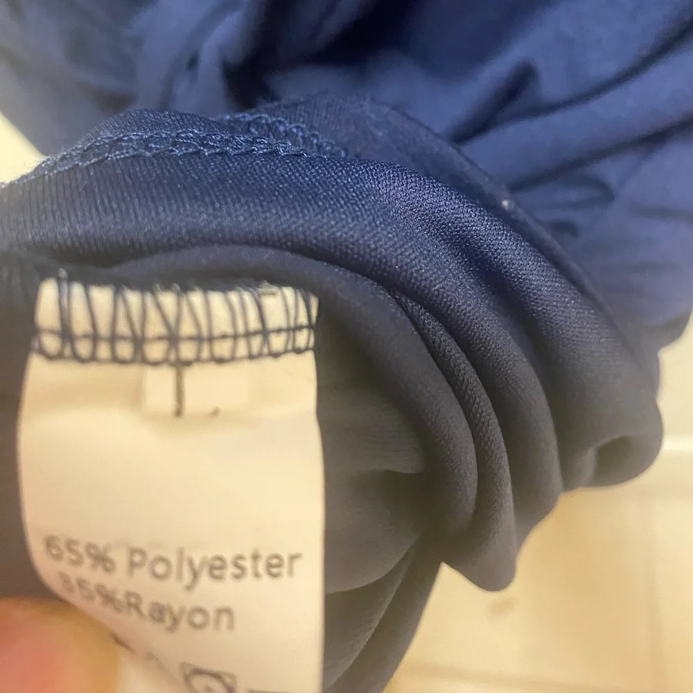 👗 Side Tie Ruched Dress-Size L-Body Con fit - Picture 3 of 3